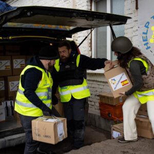 AYUDA HUMANITARIA